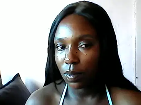 Snapshot of Blackcandie15 chatting on December 13, 2024, 2:38 pm Blackcandie15 online show from December 13, 2024, 2:38 pm