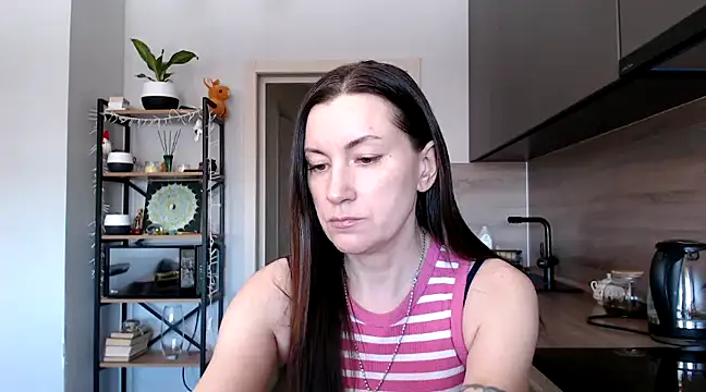 Snapshot of jainesummer chatting on February 19, 2025, 10:45 am jainesummer online show from February 19, 2025, 10:45 am