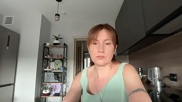 Snapshot of jainesummer chatting on July 1, 2026, 3:01 pm jainesummer online show from July 1, 2026, 3:01 pm