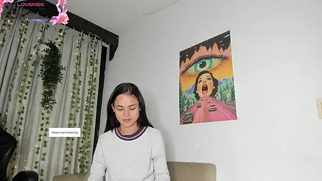 Snapshot of HannaRhodes chatting on November 22, 2025, 11:20 am HannaRhodes online show from November 22, 2025, 11:20 am