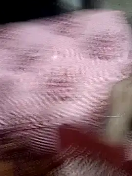 Snapshot of QUEEN-X-CPL chatting on September 12, 2025, 5:56 pm QUEEN-X-CPL online show from September 12, 2025, 5:56 pm