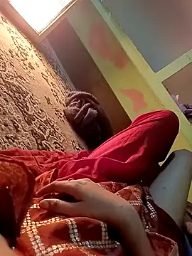 Snapshot of QUEEN-X-CPL chatting on February 6, 2025, 5:19 pm QUEEN-X-CPL online show from February 6, 2025, 5:19 pm