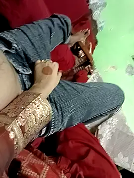 Snapshot of QUEEN-X-CPL chatting on February 19, 2025, 5:38 pm QUEEN-X-CPL online show from February 19, 2025, 5:38 pm