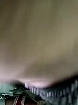 Snapshot of QUEEN-X-CPL chatting on March 13, 2025, 5:39 pm QUEEN-X-CPL online show from March 13, 2025, 5:39 pm