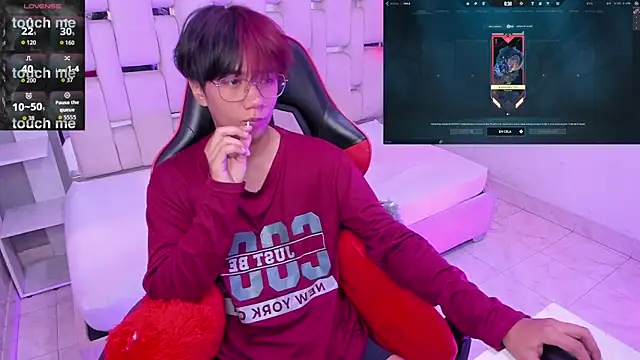 Eriol  online show from November 2, 2025, 11:48 am