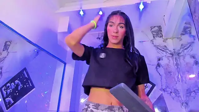 Isabella stanford2 online show from April 4, 2026, 3:35 am