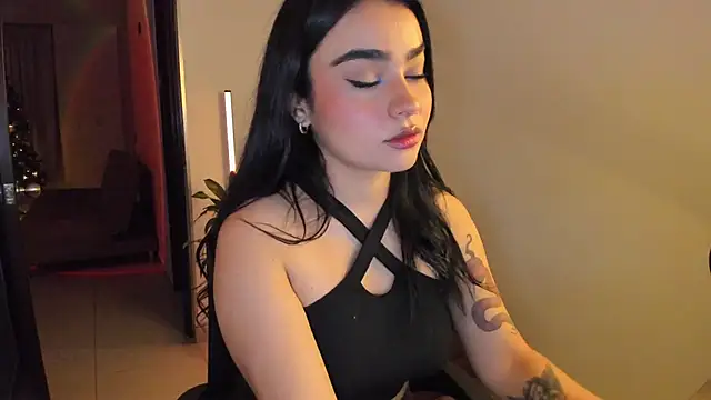 Snapshot of ConnieFontane chatting on November 27, 2025, 4:24 am ConnieFontane online show from November 27, 2025, 4:24 am