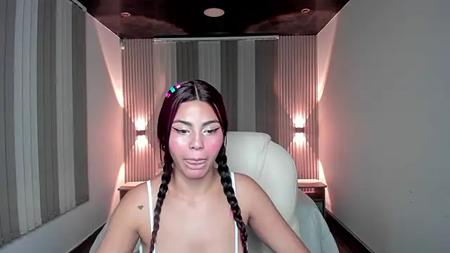 Kiim Jonness online show from February 21, 2025, 3:23 am