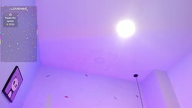 Snapshot of _Sophie__miller chatting on November 24, 2025, 7:47 pm Sophie miller online show from November 24, 2025, 7:47 pm