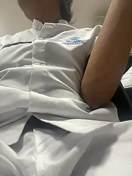 Snapshot of Baby_Cream chatting on January 24, 2025, 9:47 pm Baby Cream online show from January 24, 2025, 9:47 pm