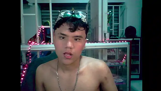 Snapshot of Baby_Cream chatting on December 9, 2024, 7:06 am Baby Cream online show from December 9, 2024, 7:06 am