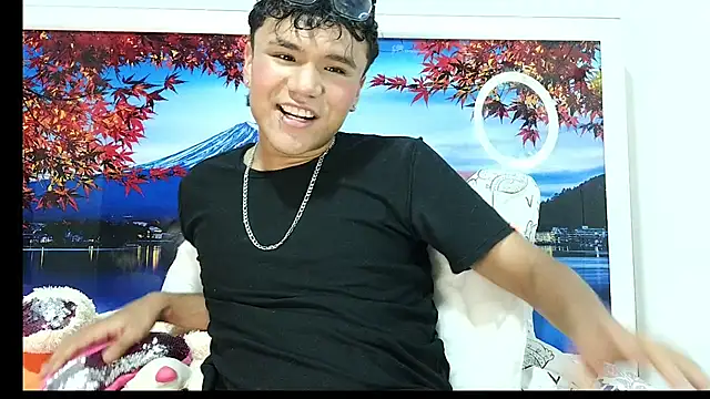 Snapshot of Baby_Cream chatting on December 15, 2024, 5:56 am Baby Cream online show from December 15, 2024, 5:56 am