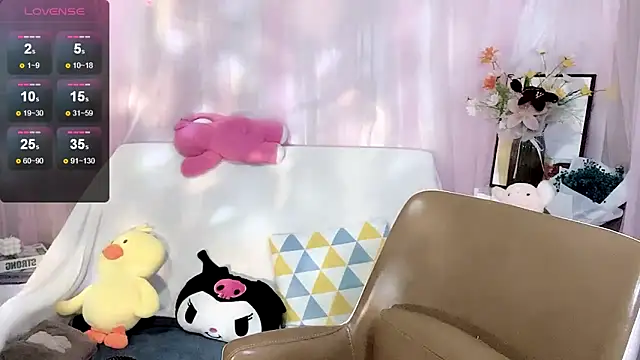 Snapshot of LaoSHI-999 chatting on March 7, 2025, 10:35 am LaoSHI-999 online show from March 7, 2025, 10:35 am