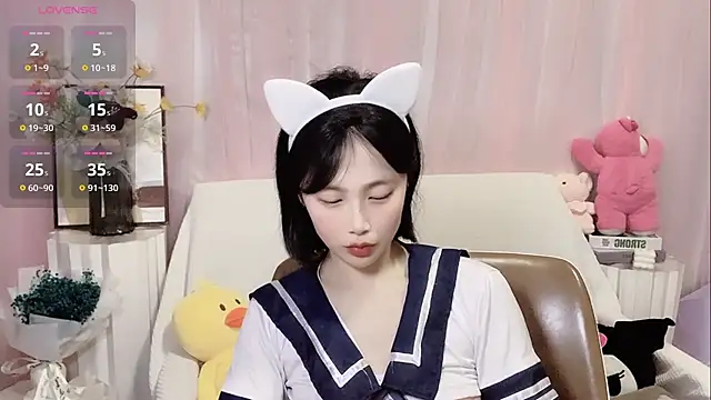 Snapshot of LaoSHI-999 chatting on March 15, 2025, 10:13 am LaoSHI-999 online show from March 15, 2025, 10:13 am