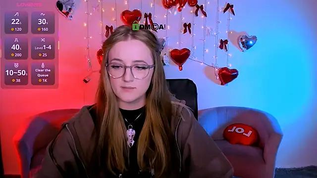 luna berryy online show from February 28, 2026, 8:41 pm