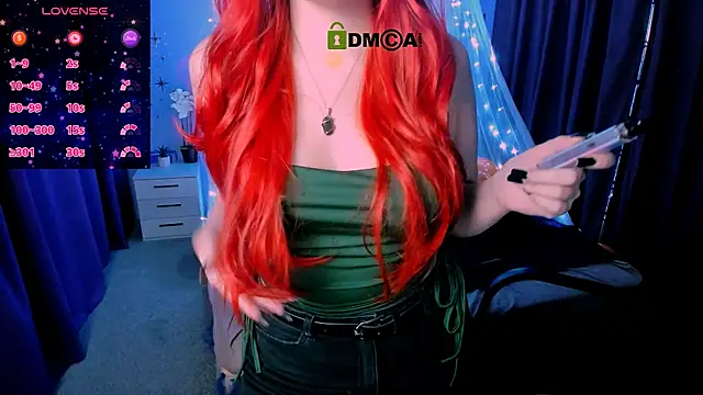 luna berryy online show from October 25, 2025, 7:58 pm