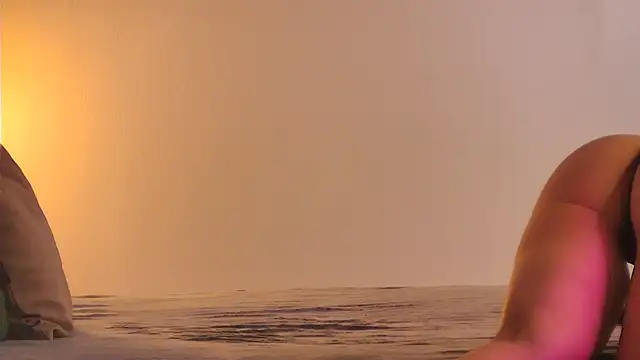 Snapshot of JennyPortman chatting on November 29, 2025, 2:01 am JennyPortman online show from November 29, 2025, 2:01 am