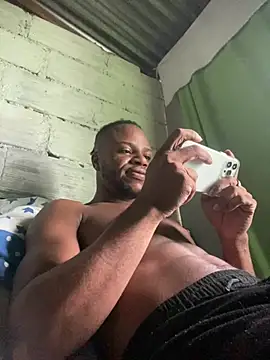 Snapshot of ElNegroRony chatting on February 6, 2026, 2:46 pm ElNegroRony online show from February 6, 2026, 2:46 pm