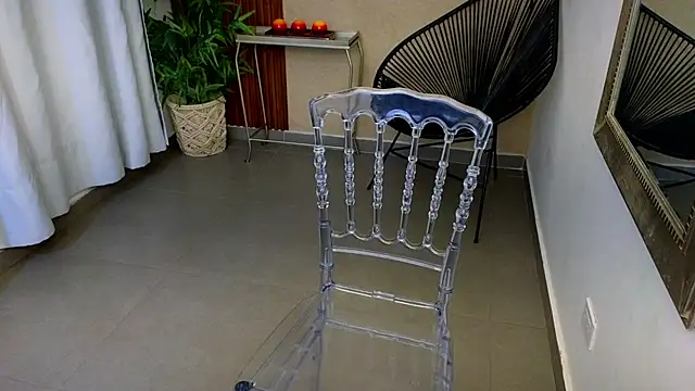 Sharlotte Milk online show from November 27, 2025, 10:37 am