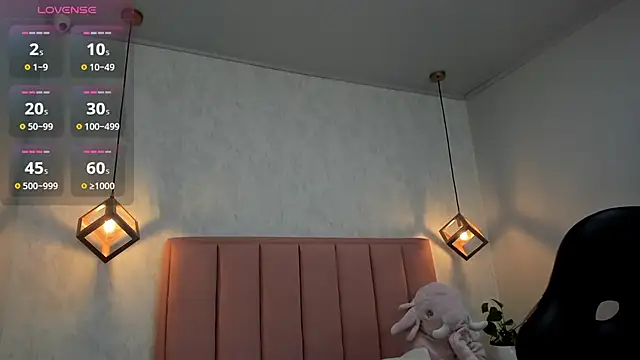 Snapshot of MAYROBERTSS chatting on January 15, 2025, 12:15 pm MAYROBERTSS online show from January 15, 2025, 12:15 pm