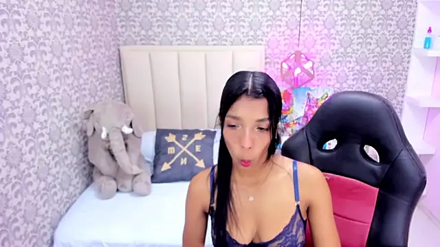 Snapshot of MAYROBERTSS chatting on February 27, 2025, 3:51 am MAYROBERTSS online show from February 27, 2025, 3:51 am