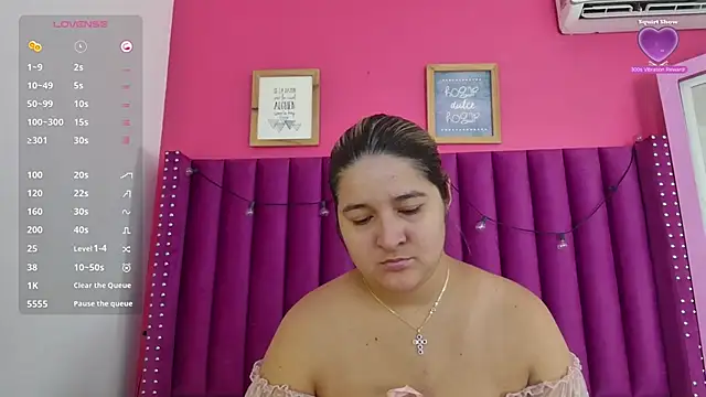 collegepawglovedaddy online show from February 4, 2026, 7:53 pm