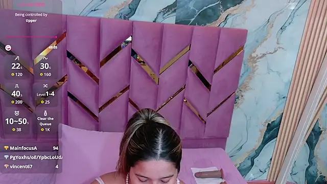 collegepawglovedaddy online show from February 20, 2026, 8:11 pm