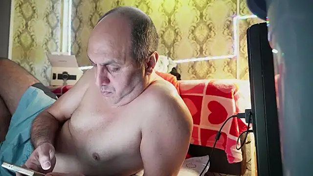 Snapshot of cameraman_evenimente123 chatting on January 8, 2025, 9:34 pm cameraman evenimente123 online show from January 8, 2025, 9:34 pm