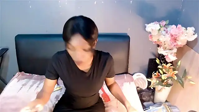 Snapshot of Ebonypreciousx chatting on September 18, 2025, 9:29 pm Ebonypreciousx online show from September 18, 2025, 9:29 pm