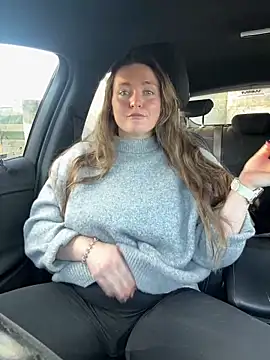 Snapshot of BustyBonnieUK chatting on November 25, 2025, 12:27 pm BustyBonnieUK online show from November 25, 2025, 12:27 pm