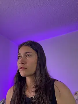 aurora divine online show from April 14, 2026, 6:57 pm