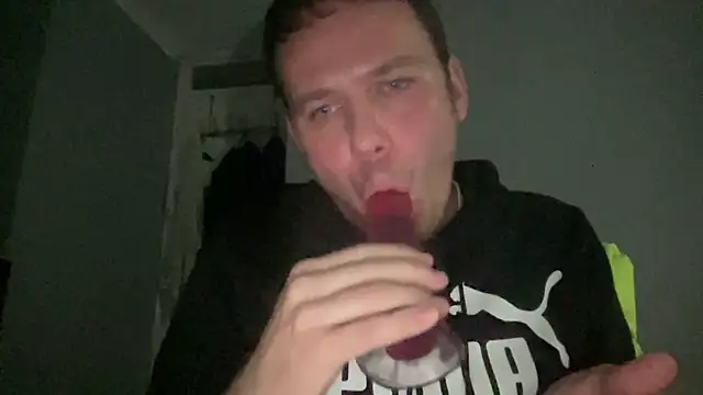 Snapshot of GotItGoin chatting on October 7, 2025, 10:33 pm GotItGoin online show from October 7, 2025, 10:33 pm