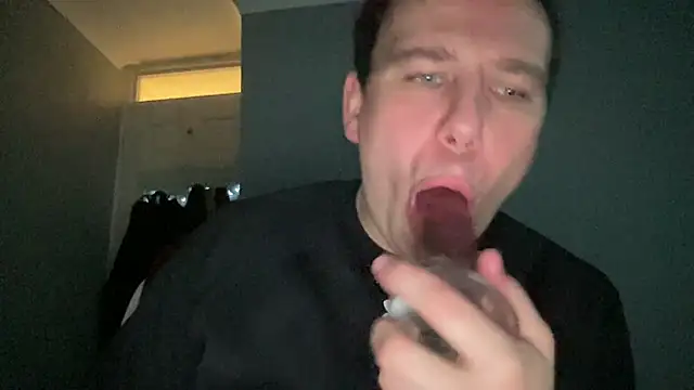 Snapshot of GotItGoin chatting on February 19, 2026, 10:40 pm GotItGoin online show from February 19, 2026, 10:40 pm