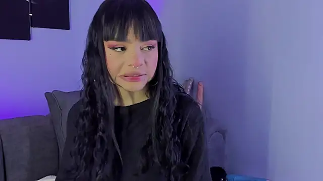 maddy walker online show from February 27, 2025, 7:15 pm