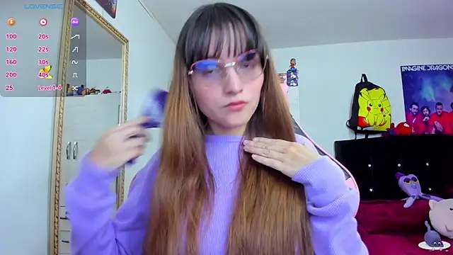 Snapshot of Lucyy-hess chatting on February 17, 2025, 8:38 pm Lucyy-hess online show from February 17, 2025, 8:38 pm