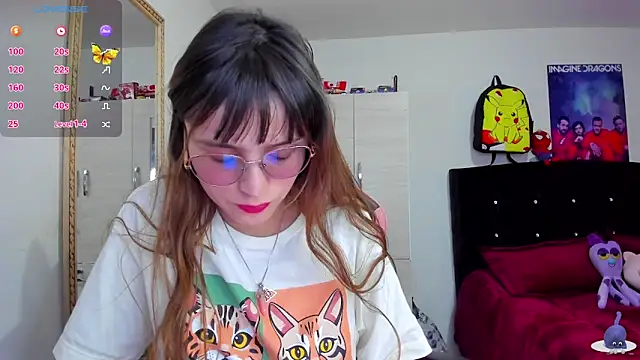 Snapshot of Lucyy-hess chatting on December 31, 2024, 8:45 pm Lucyy-hess online show from December 31, 2024, 8:45 pm