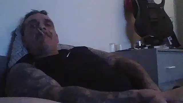 Snapshot of CandiedPompano chatting on July 17, 2026, 4:43 am CandiedPompano online show from July 17, 2026, 4:43 am