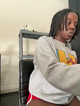 choclatepeaach online show from March 24, 2026, 8:53 pm