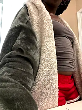 Snapshot of choclatepeaach chatting on November 2, 2025, 3:06 pm choclatepeaach online show from November 2, 2025, 3:06 pm