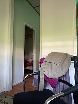 choclatepeaach online show from February 23, 2026, 12:06 pm