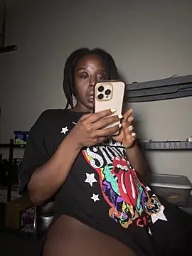 choclatepeaach online show from March 27, 2026, 8:26 am