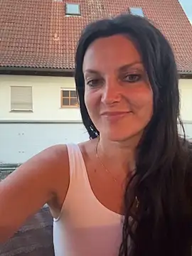 Snapshot of -OLYA- chatting on May 26, 2026, 7:23 pm -OLYA- online show from May 26, 2026, 7:23 pm