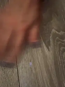 -OLYA- online show from April 9, 2026, 6:25 pm