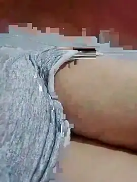 Snapshot of houda_sex_hot chatting on April 15, 2026, 6:19 am houda sex hot online show from April 15, 2026, 6:19 am