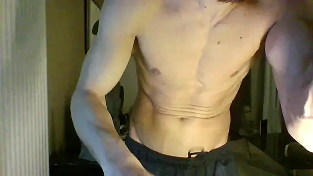 Snapshot of ApollonFit_x69 chatting on March 6, 2025, 11:31 pm ApollonFit x69 online show from March 6, 2025, 11:31 pm