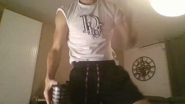 Snapshot of ApollonFit_x69 chatting on September 30, 2025, 9:21 pm ApollonFit x69 online show from September 30, 2025, 9:21 pm