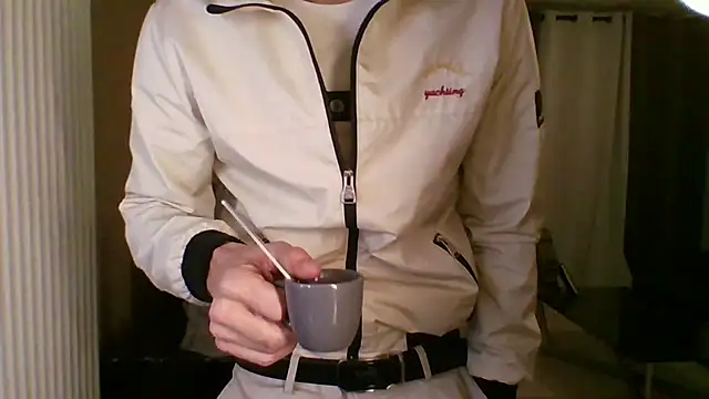 Snapshot of ApollonFit_x69 chatting on March 2, 2025, 7:52 pm ApollonFit x69 online show from March 2, 2025, 7:52 pm