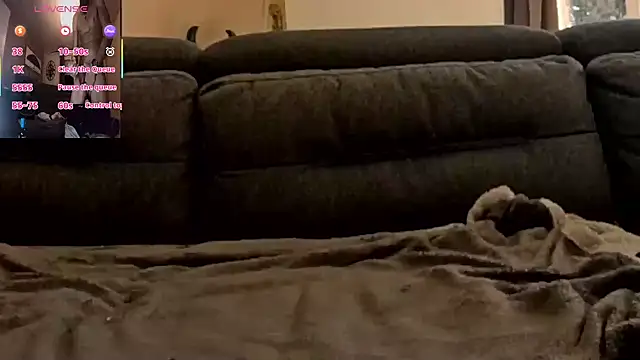 Snapshot of ApollonFit_x69 chatting on October 17, 2025, 1:24 pm ApollonFit x69 online show from October 17, 2025, 1:24 pm