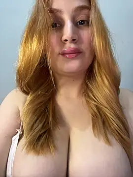 Snapshot of StormBeverly chatting on July 2, 2026, 7:53 pm StormBeverly online show from July 2, 2026, 7:53 pm