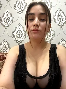 StormBeverly online show from October 15, 2025, 10:45 am